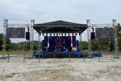 d5283194-69bc-49ac-9e35-b24d528741c6